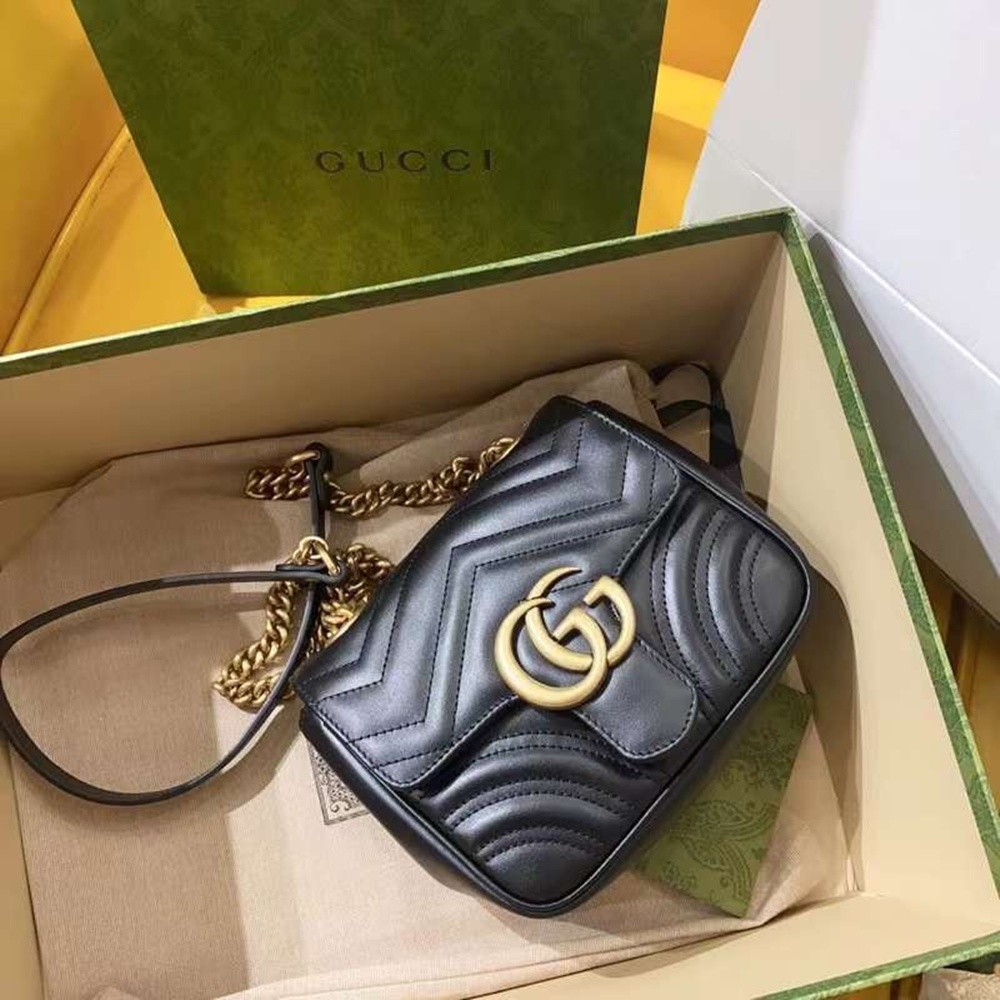 [GUCCI] 구찌 마몽 탑 마틀라세 크로스 백 - GUCCI GG Marmont matelass leather mini bag 18 x 15 x 8cm