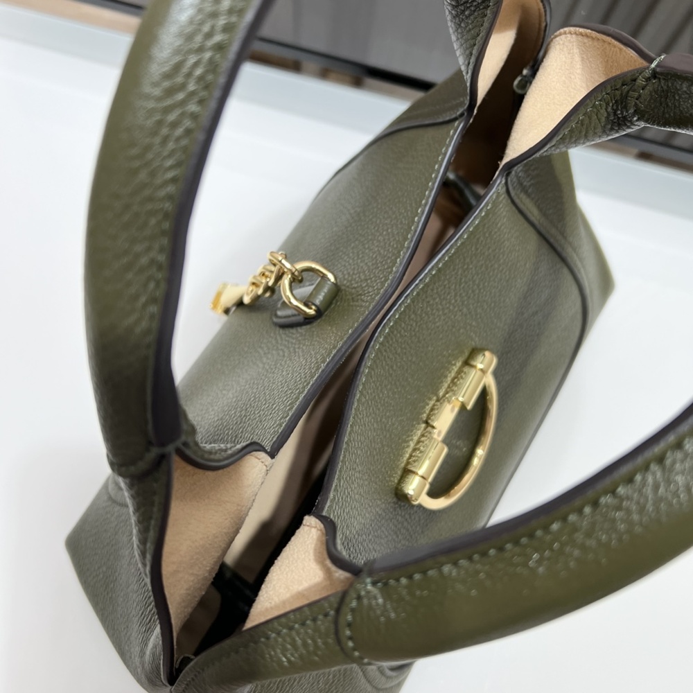 [GUCCI] 구찌 소프트빗 미디엄 탑 핸들백 837467 가로 27.5cm, 세로 21cm, 폭 16cm