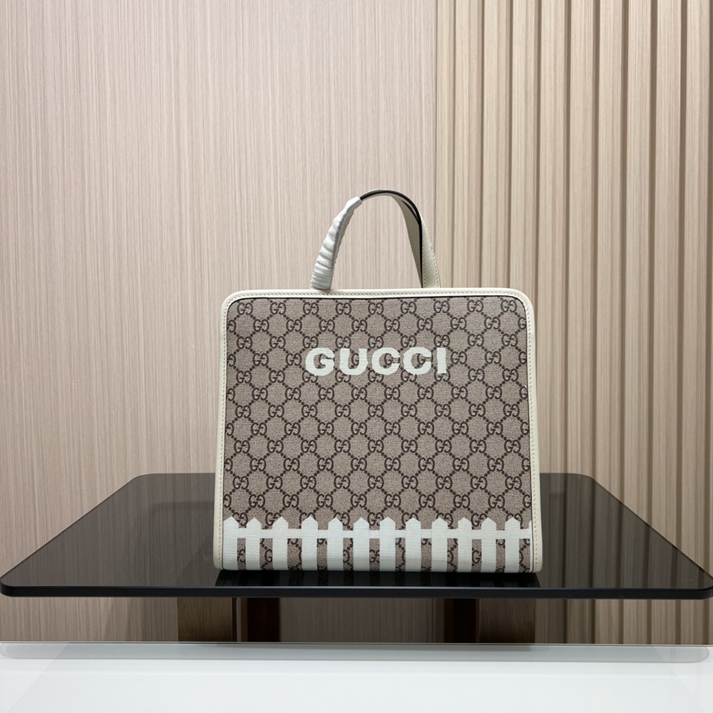 [GUCCI] 구찌 키즈 GG 슈프림 로고 프린트 토트백 605614 25 x 28.5 x 11 cm