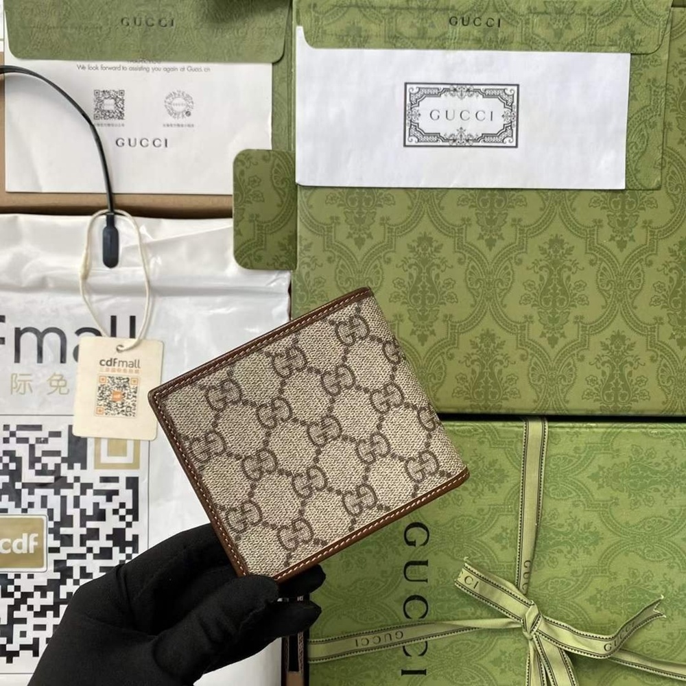 [GUCCI] 구찌 GG 수프림 인터로킹 플랩포켓 반지갑 - GUCCI Interlocking  Wallet 11 × 9 × 2cm