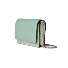 [GUCCI] 구찌 라이트 GG 엠블럼 체인 지갑 가로 20cm x 세로 13cm x 너비 4cm