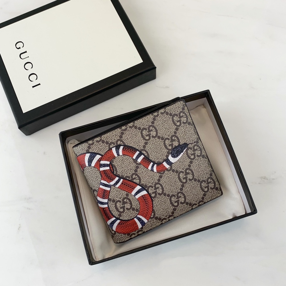 [GUCCI] 구찌 수프림 GG 로고 캔버스 반지갑 451268 가로 11cm X 세로 9cm