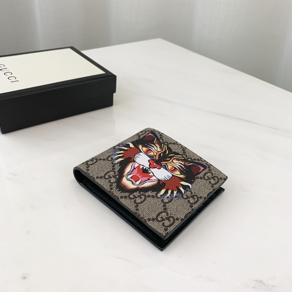 [GUCCI] 구찌 수프림 GG 로고 캔버스 반지갑 451268 가로 11cm X 세로 9cm