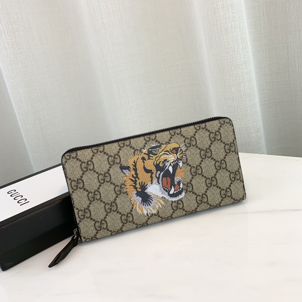 [GUCCI] 구찌 수프림 GG 로고 캔버스 장지갑 451273 가로 19cm X 세로 10.5cm X 폭 2 cm