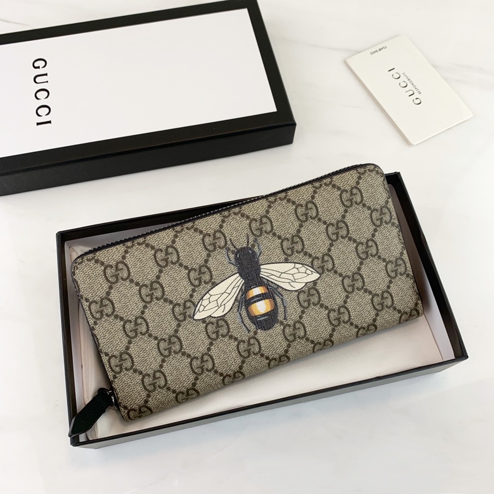 [GUCCI] 구찌 수프림 GG 로고 캔버스 장지갑 451273 가로 19cm X 세로 10.5cm X 폭 2 cm