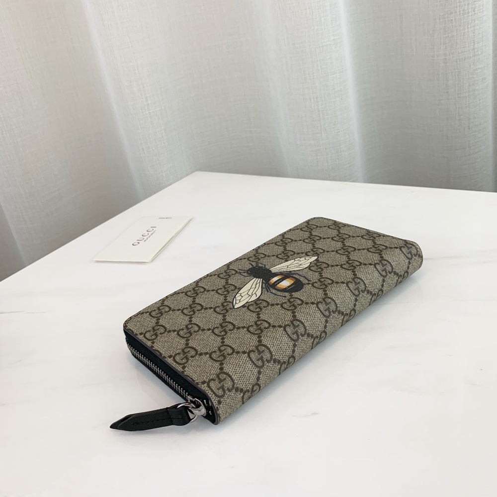 [GUCCI] 구찌 수프림 GG 로고 캔버스 장지갑 451273 가로 19cm X 세로 10.5cm X 폭 2 cm