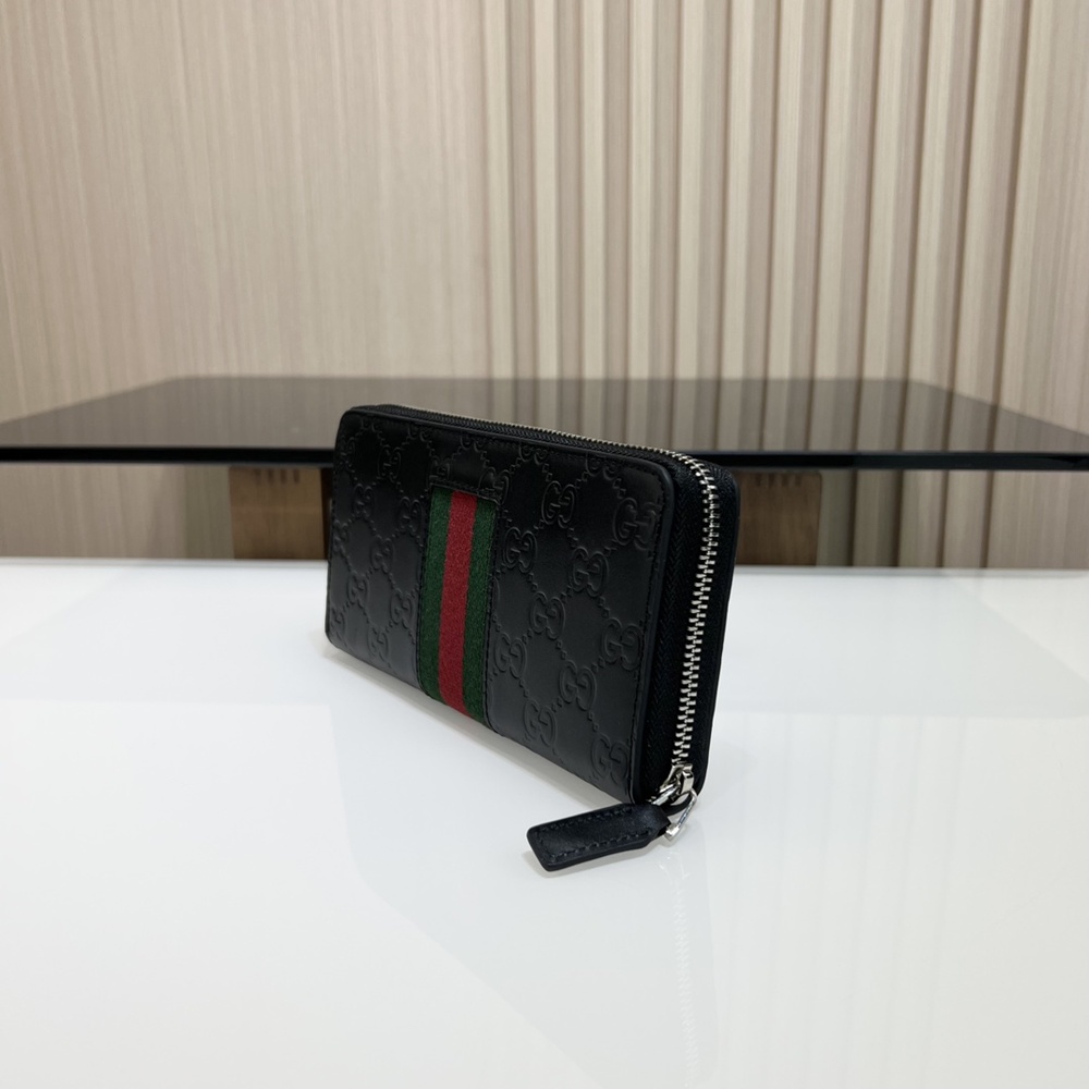 [GUCCI] 구찌 슈프림 3선 남성 GG 월렛 장지갑 408831 가로 19cm X 세로 10.5cm X 폭 2cm