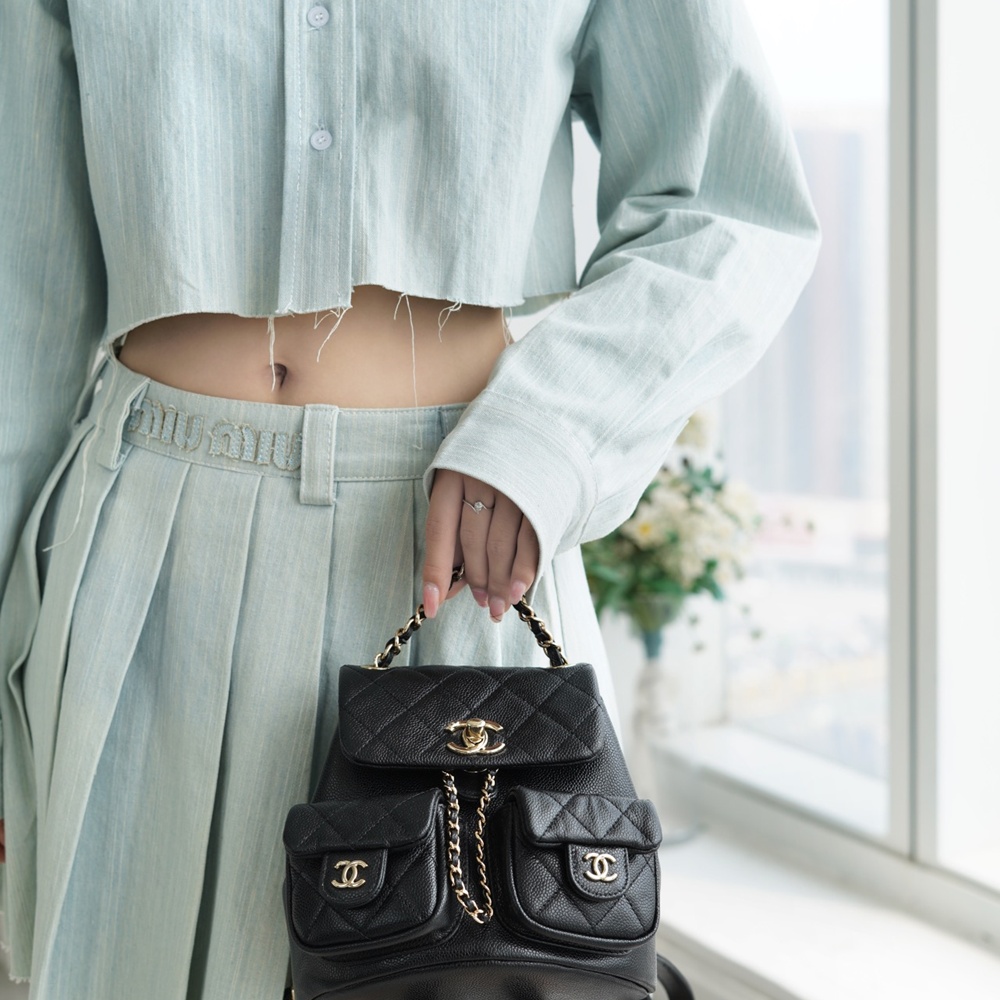 [CHANEL] CHANEL 샤넬 DUMA 백팩 미니 가방 17 x 18 x 10 cm