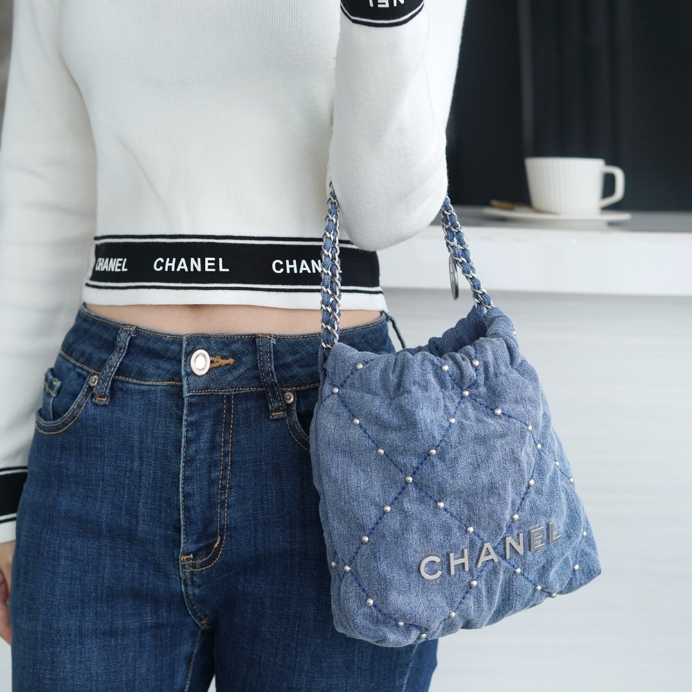 [CHANEL] CHANEL TWOTOW BAG - 샤넬 22백 샤이니 미니 체인백 숄더백 20cm x 19cm x 6cm 스몰 미듐 라지