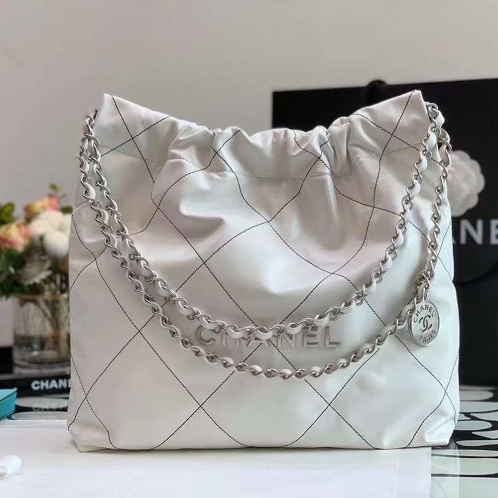 [CHANEL] CHANEL Handbag Shiny Calfskin - 샤넬 22 핸드백 샤이니 카프스킨 숄더백 35cm