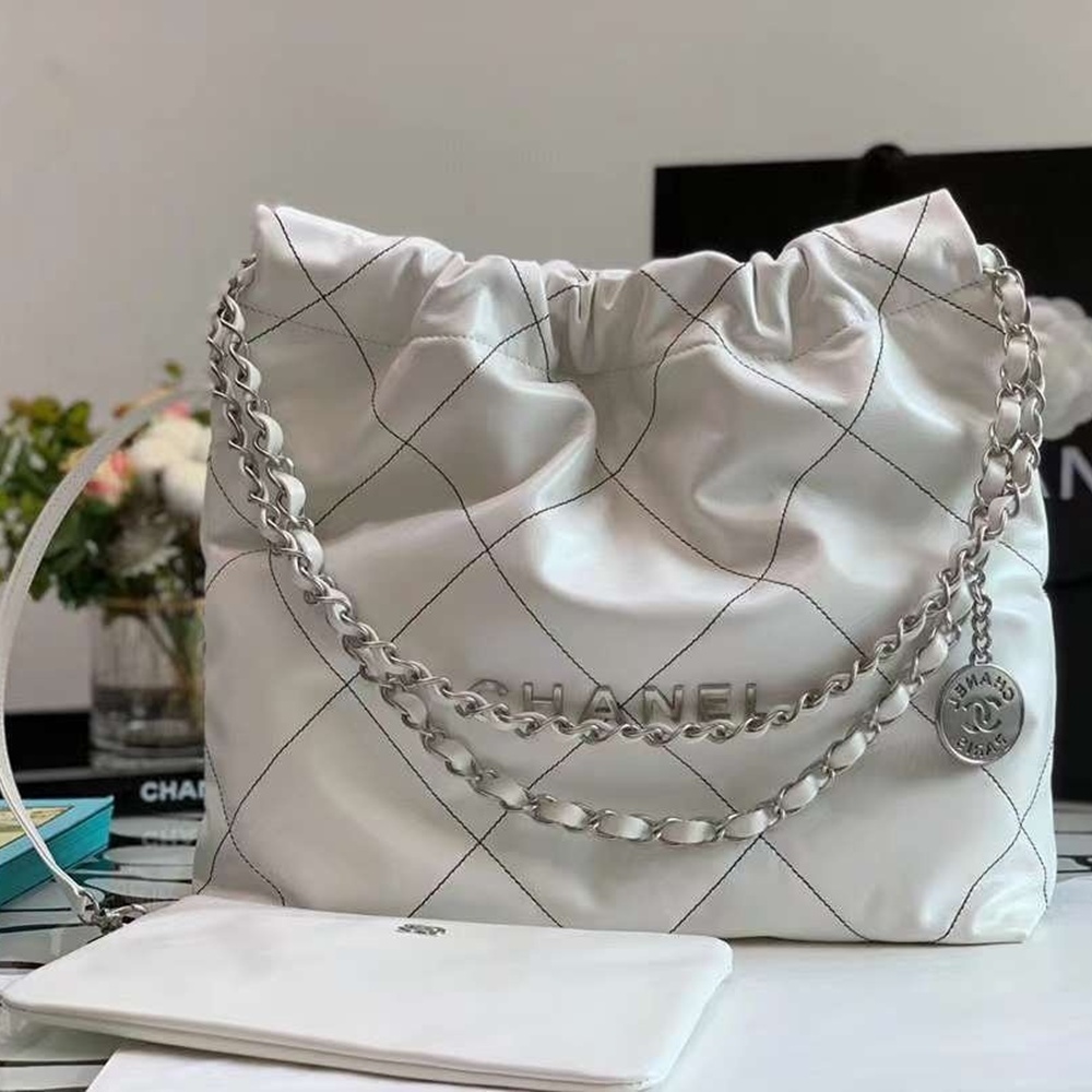 [CHANEL] CHANEL Handbag Shiny Calfskin - 샤넬 22 핸드백 샤이니 카프스킨 숄더백 35cm
