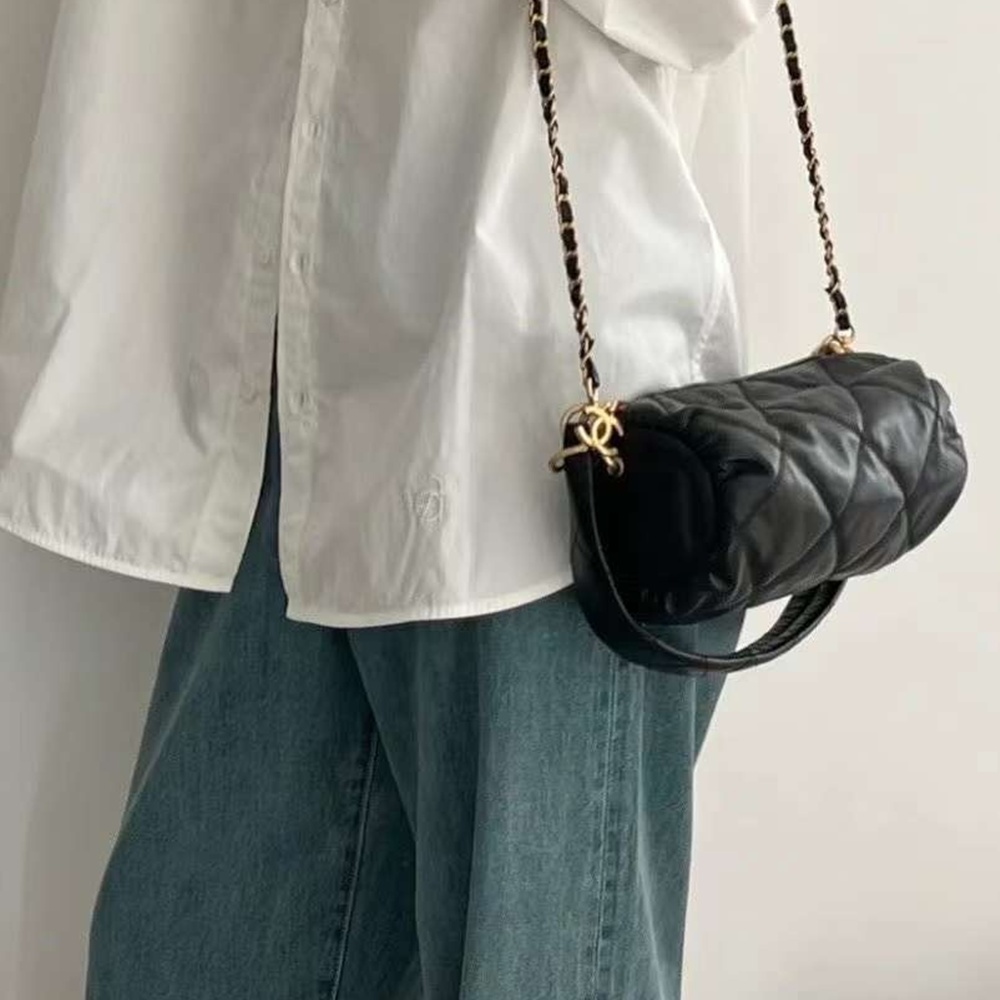 [CHANEL] CHANEL LOGO Calfskin CC Logo Flap Vintage Shoulder Bag - 카프스킨 퀼팅 COCO로고 빈티지 체인 숄더백 25 x 10.5 x 10.5 cm