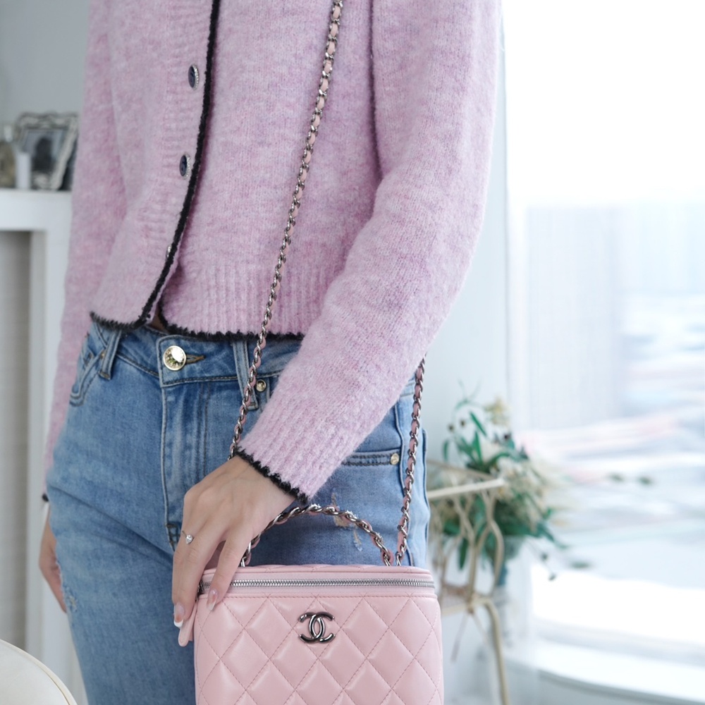 [CHANEL] 샤넬 CHANEL 샤넬 램스킨 코스메틱 케이스 체인백 9.5 x 17 x 8 cm