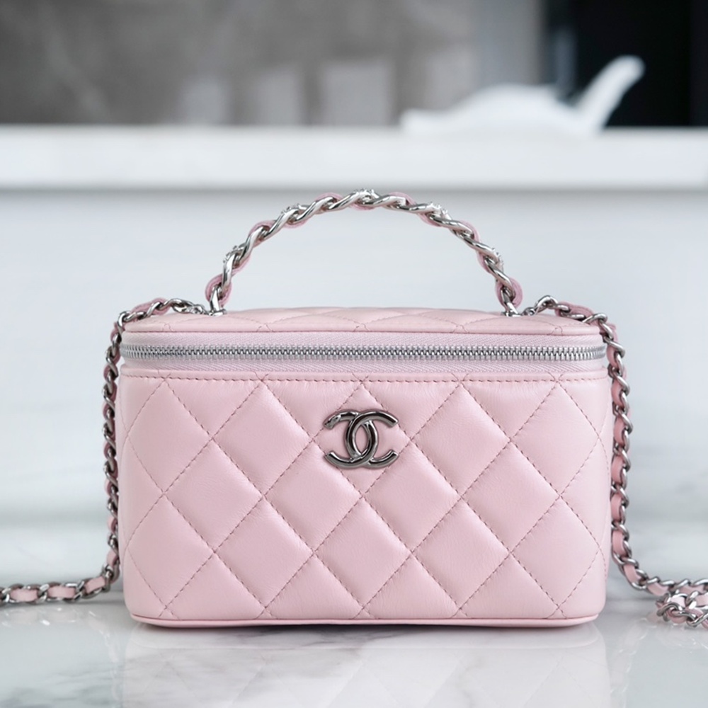 [CHANEL] 샤넬 CHANEL 샤넬 램스킨 코스메틱 케이스 체인백 9.5 x 17 x 8 cm