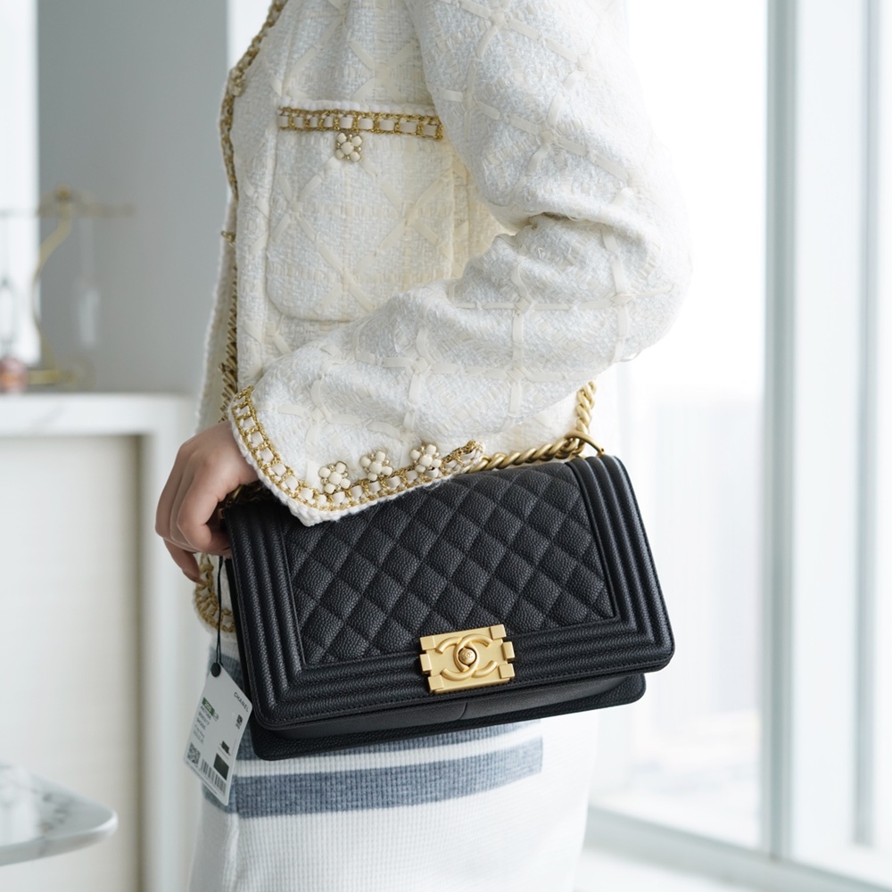 [CHANEL] 샤넬 CHANEL 캐비어 보이백 Leboy 미듐 세로14.5 가로25 폭8 스몰20 라지28cm