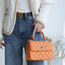 [CHANEL] 샤넬 트랜드 cc 미니 토트백 14.5 × 19.5 × 8 cm