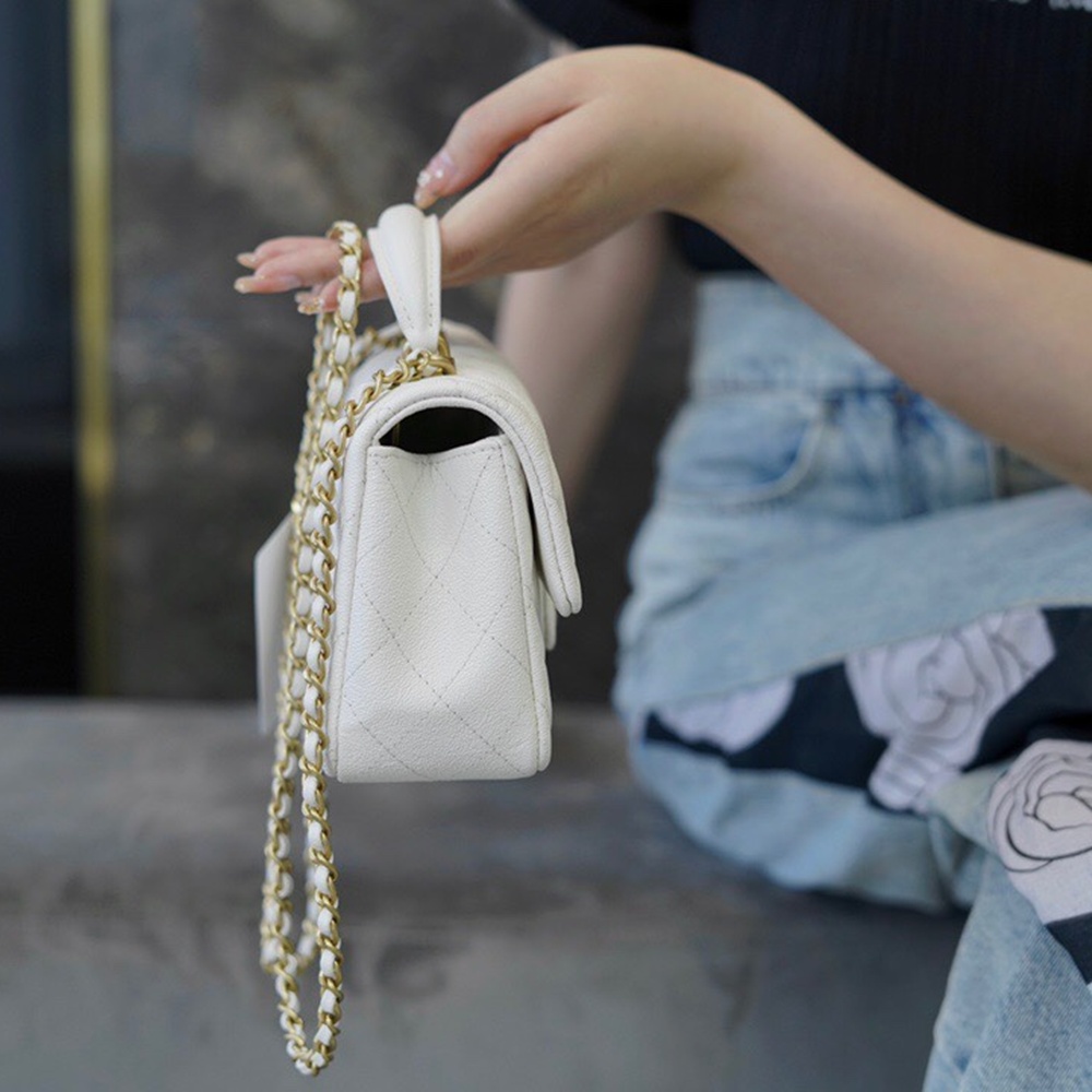 [CHANEL] 샤넬 Classic Flap 미니 플랩 백 20.5 x 12.5 x 6.5 cm 미듐25.5 스몰23 엑스라지35 cm