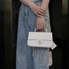 [CHANEL] 샤넬 Classic Flap 미니 플랩 백 20.5 x 12.5 x 6.5 cm 미듐25.5 스몰23 엑스라지35 cm