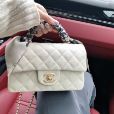 [CHANEL] 샤넬 Classic Flap 미니 플랩 백 20.5 x 12.5 x 6.5 cm 미듐25.5 스몰23 엑스라지35 cm