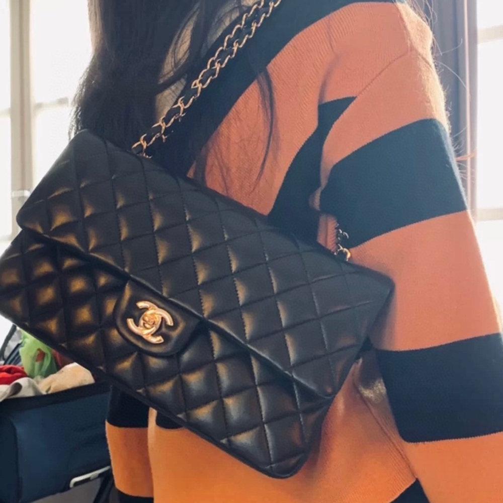 [CHANEL] 샤넬 Classic Flap 미니 플랩 백 20.5 x 12.5 x 6.5 cm 미듐25.5 스몰23 엑스라지35 cm