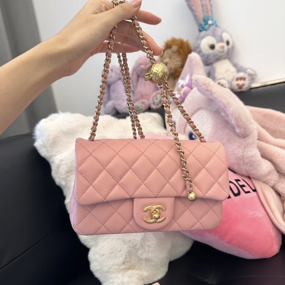 [CHANEL] 샤넬 Classic Flap 플랩 백 미니 20cm x 12cm x 6cm