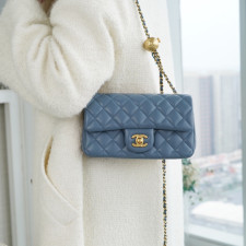 [CHANEL] 샤넬 Classic Flap 플랩 백 미니 20cm x 12cm x 6cm