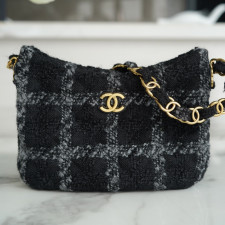 [CHANEL] CHANEL- 샤넬 로고 hobo 호보백 20 23 25 28 31 cm