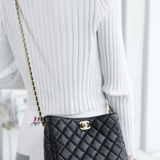 [CHANEL] CHANEL- 샤넬 로고 hobo 호보백 20 23 25 28 31 cm