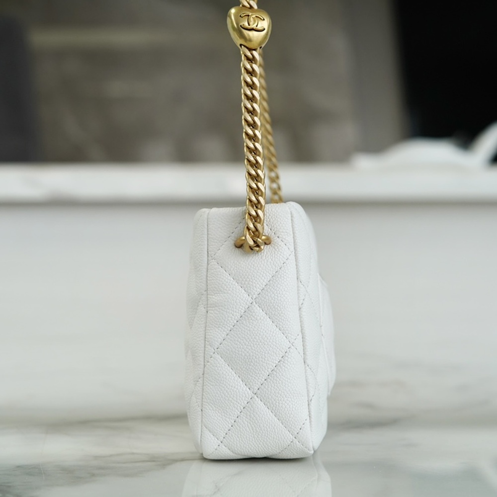 [CHANEL] CHANEL- 샤넬 로고 hobo 호보백 20 23 25 28 31 cm