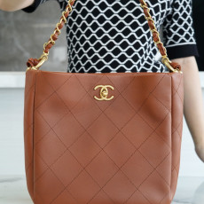 [CHANEL] CHANEL- 샤넬 로고 hobo 호보백 20 23 25 28 31 cm