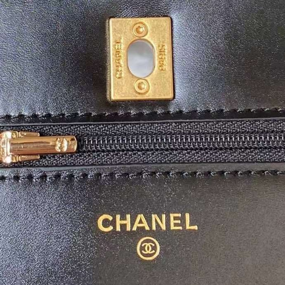 [CHANEL] Chanel Classic Caviar Wallet On Chain - 샤넬 클래식 왁 체인 지갑 12.3x19.2x3.5cm 28cm