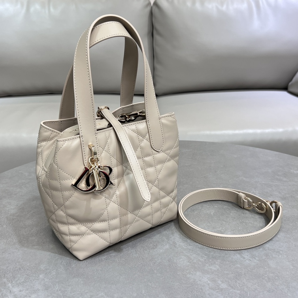[CHRISTIAN DIOR] 크리스챤 디올 2835 Dior Toujours 뚜주흐  토트백 16x12x18cm