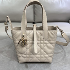 [CHRISTIAN DIOR] 크리스챤 디올 2835 Dior Toujours 뚜주흐  토트백 16x12x18cm