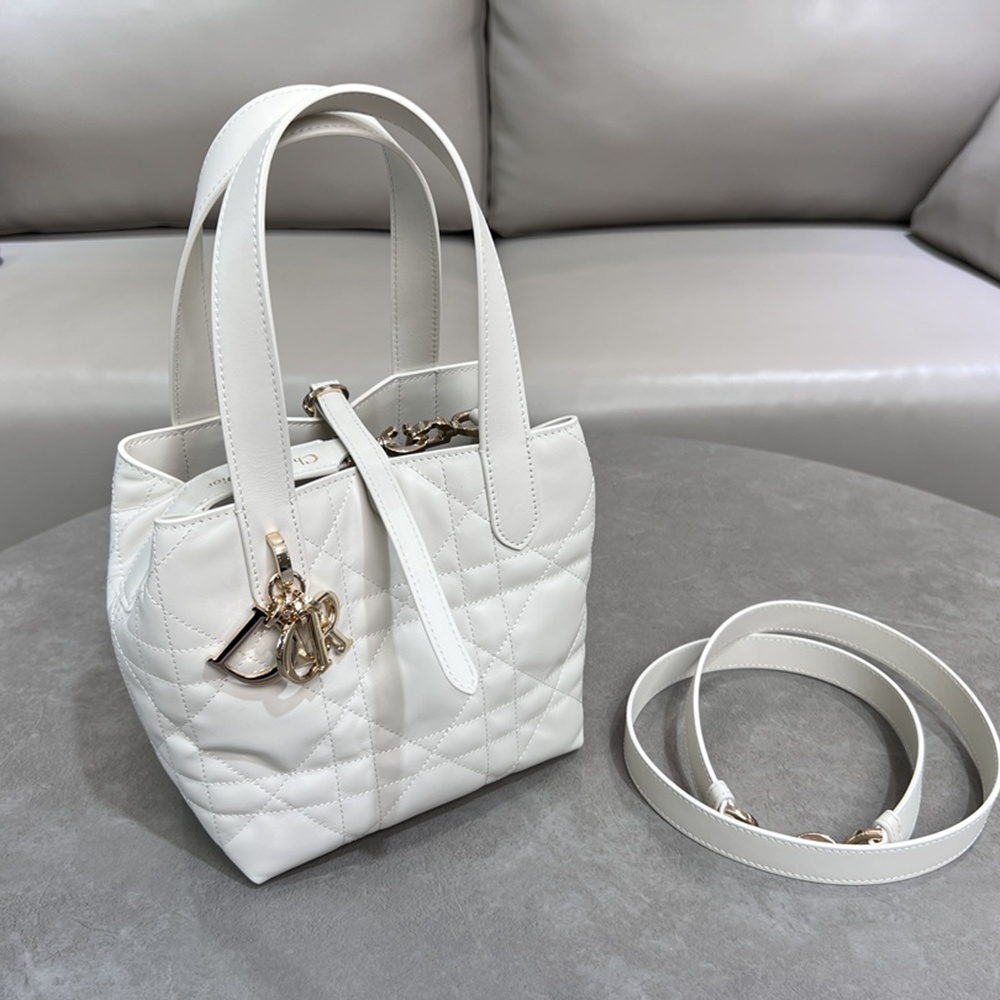 [CHRISTIAN DIOR] 크리스챤 디올 2835 Dior Toujours 뚜주흐  토트백 16x12x18cm