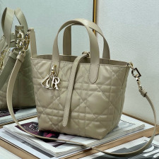 [CHRISTIAN DIOR] 크리스챤 디올 2835 Dior Toujours 뚜주흐  토트백 16x12x18cm / 20cm