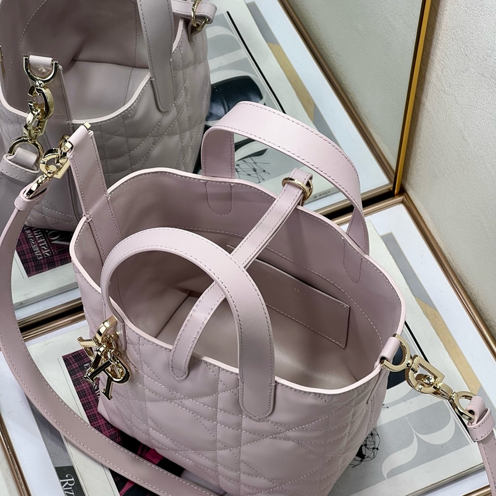 [CHRISTIAN DIOR] 크리스챤 디올 2835 Dior Toujours 뚜주흐  토트백 16x12x18cm / 20cm