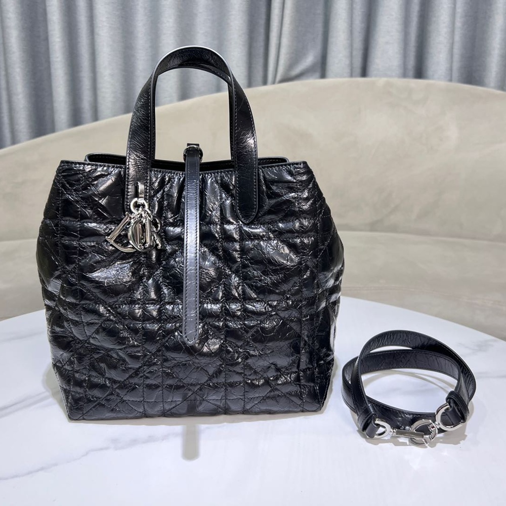 [CHRISTIAN DIOR] 크리스챤 디올 M2836OSNW Dior Toujours 뚜주흐 미디엄 버티컬 토트백 20 x 22 x 18.5 cm