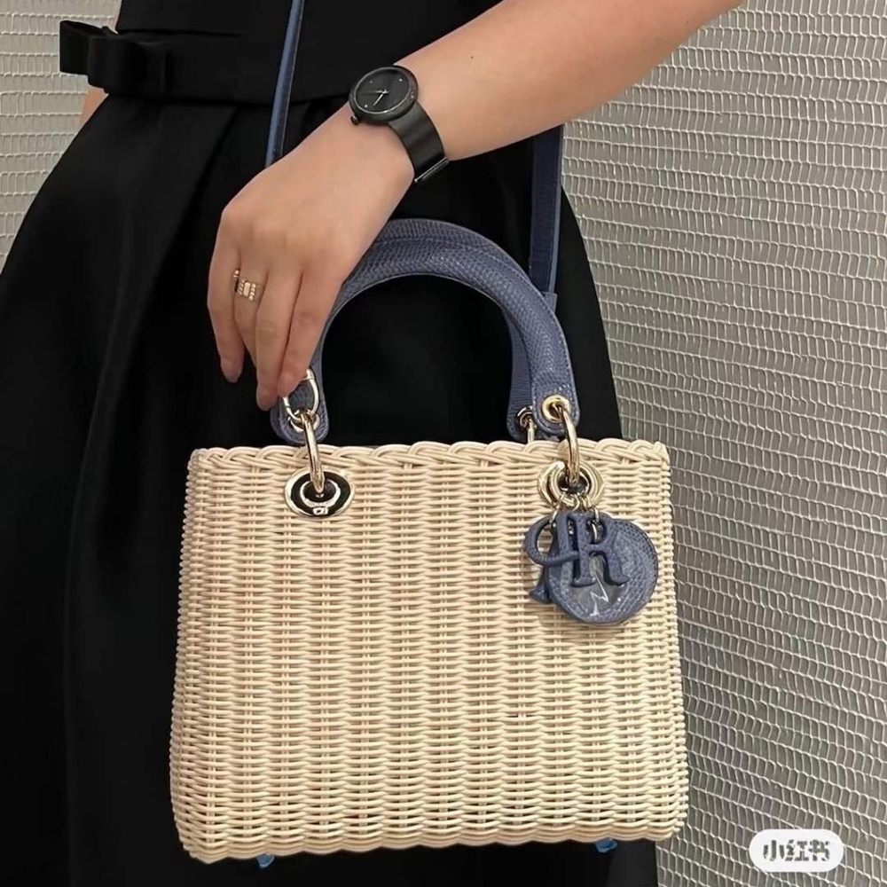 [CHRISTIAN DIOR] 크리스챤 디올 DIOR WICKER BASKET BAG M7601CMVO - 디올 위커 레이디 바스켓 백 24×20×11cm