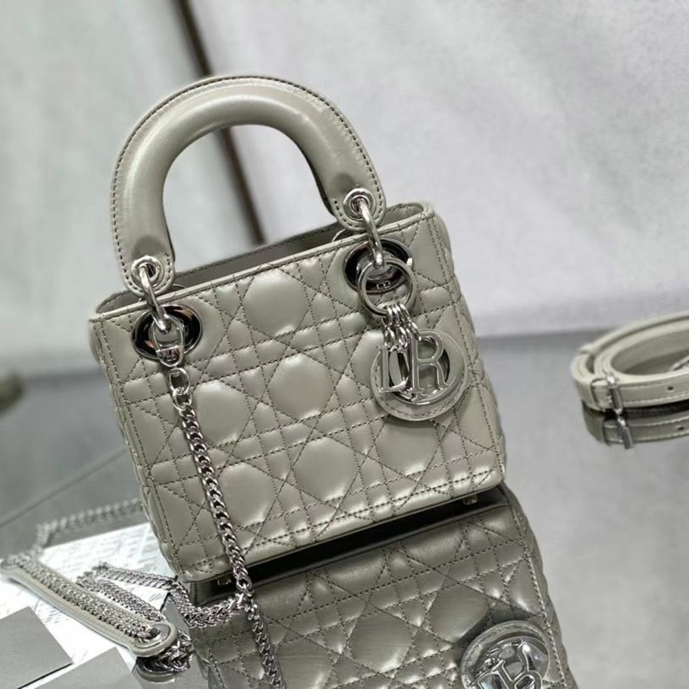 [CHRISTIAN DIOR] 크리스챤 디올 MICRO LADY DIOR BAG Cannage - 디올 마이크로 레이디 미디엄 패이던트 백 까나쥬  17cm