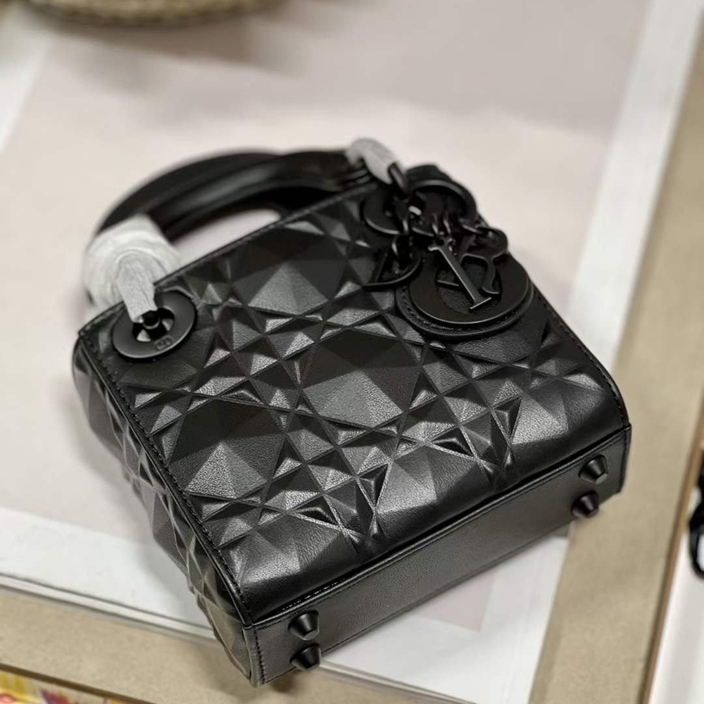 [CHRISTIAN DIOR] 크리스챤 디올 MICRO LADY DIOR BAG Cannage - 디올 마이크로 레이디 미디엄 패이던트 백 까나쥬  17cm