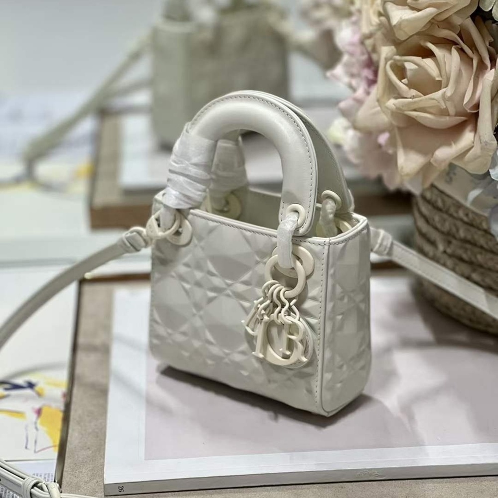 [CHRISTIAN DIOR] 크리스챤 디올 MICRO LADY DIOR BAG Cannage - 디올 마이크로 레이디 미디엄 패이던트 백 까나쥬  17cm