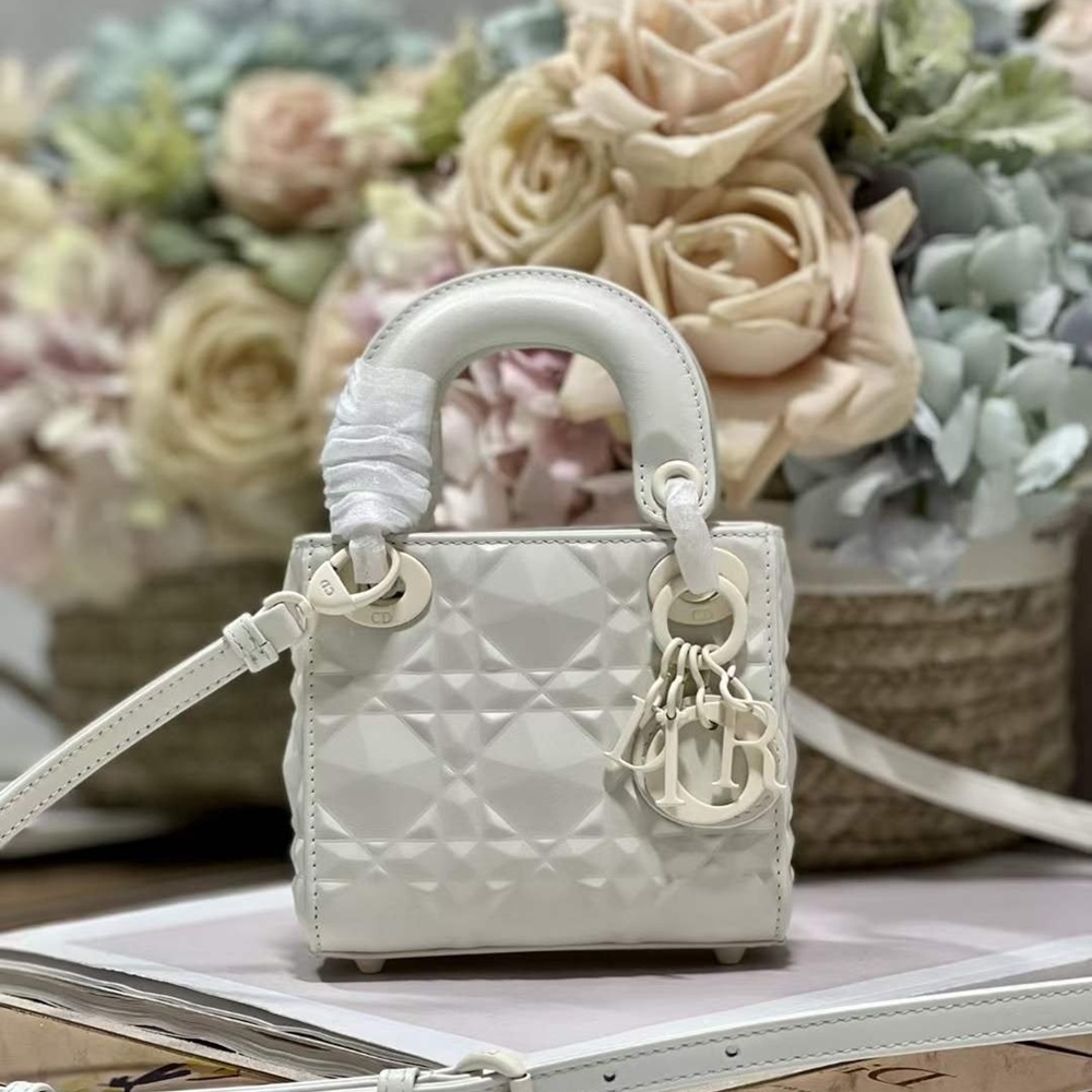 [CHRISTIAN DIOR] 크리스챤 디올 MICRO LADY DIOR BAG Cannage - 디올 마이크로 레이디 미디엄 패이던트 백 까나쥬  17cm