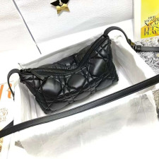 [CHRISTIAN DIOR] 크리스챤 디올 DIOR TRAVEL NOMAD - 디올트래블 노마드 파우치 미듐 피오니 매크로까나쥬 22 x 13 x 9.5 cm