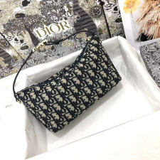 [CHRISTIAN DIOR] 크리스챤 디올 DIOR TRAVEL NOMAD - 디올트래블 노마드 파우치 미듐 피오니 매크로까나쥬 22 x 13 x 9.5 cm