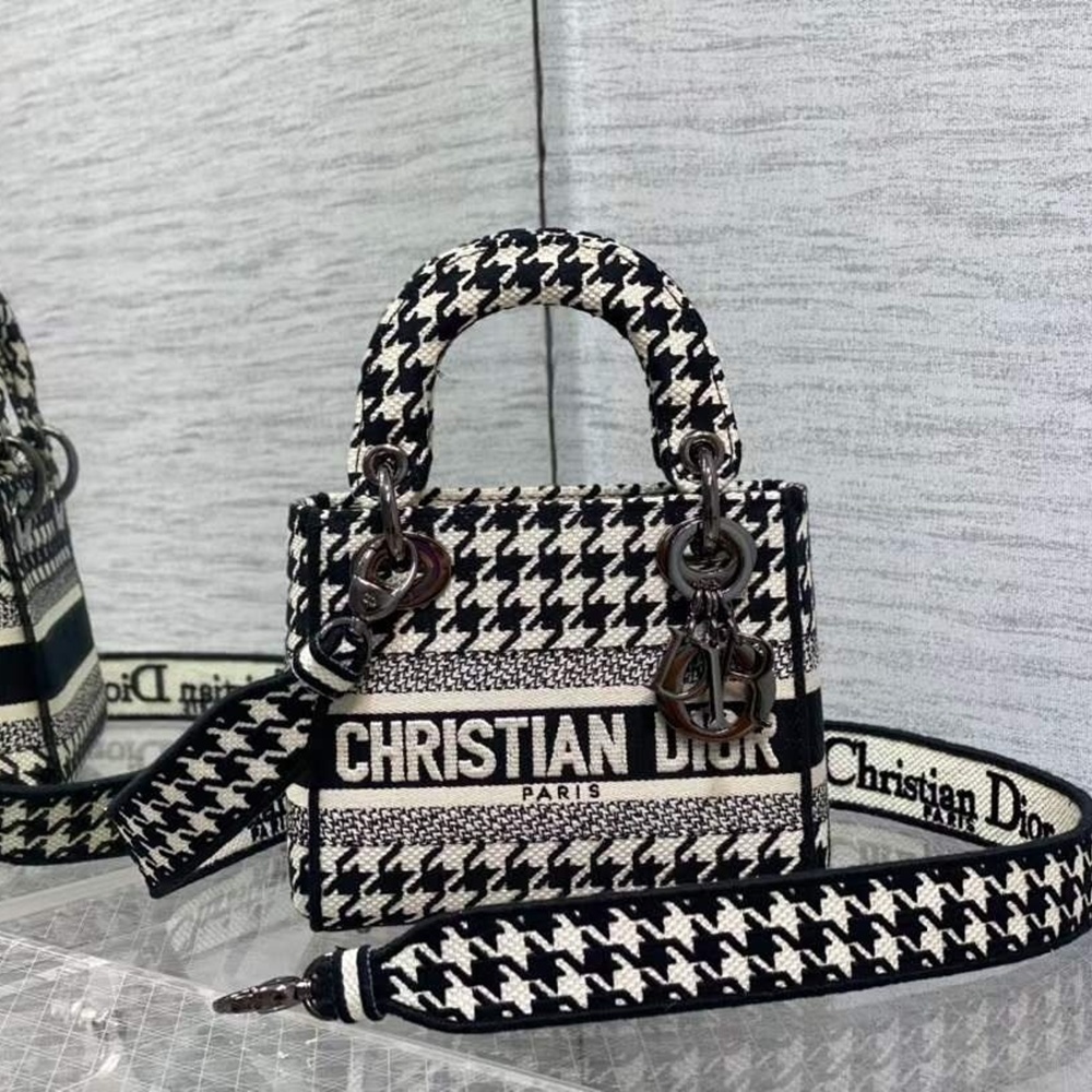 [CHRISTIAN DIOR] 크리스챤 디올 CHRISTIAN DIOR BOOK TOTE BAG oblique - 디올  토트백  오블리크 북 17cm