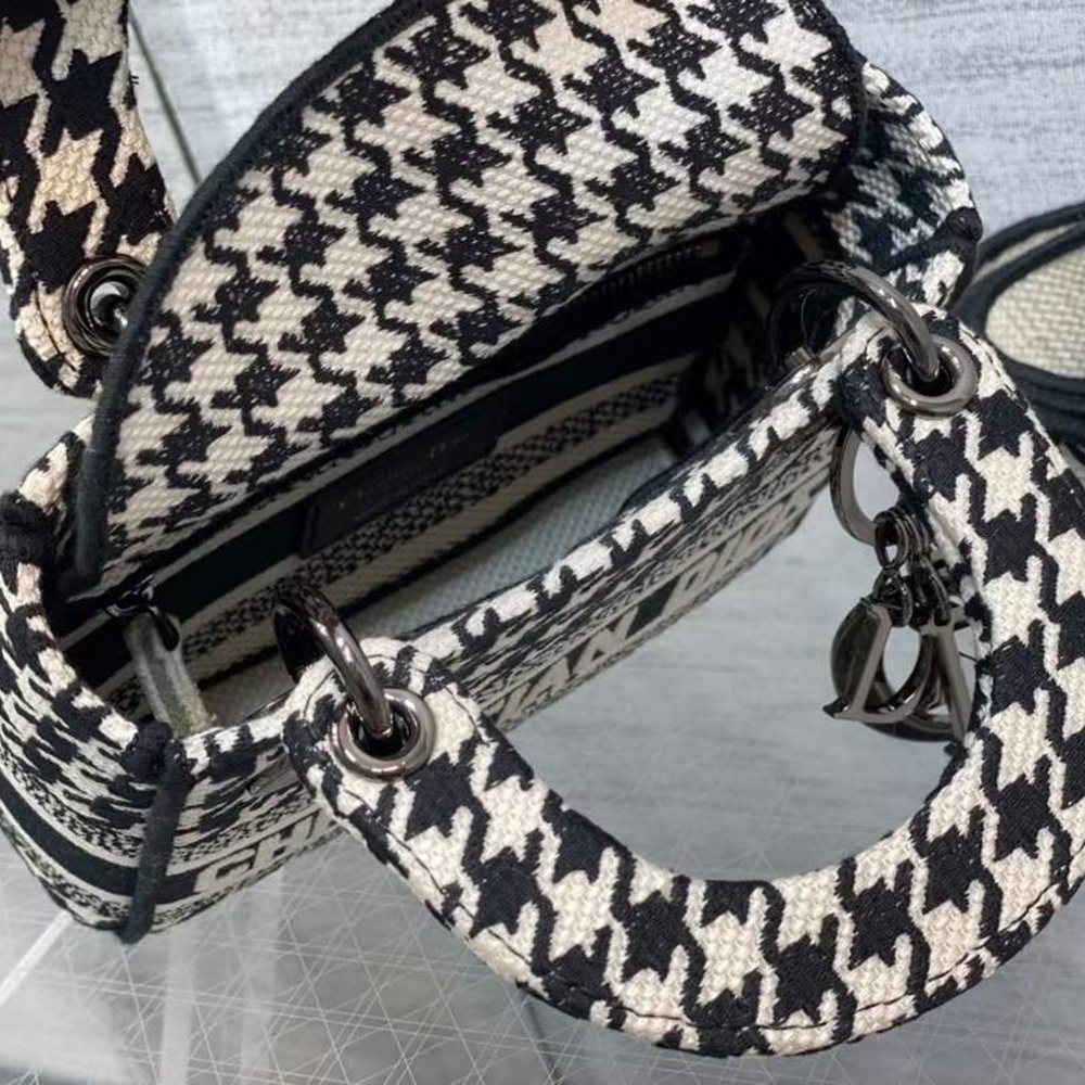 [CHRISTIAN DIOR] 크리스챤 디올 CHRISTIAN DIOR BOOK TOTE BAG oblique - 디올  토트백  오블리크 북 17cm