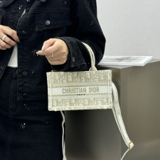 [CHRISTIAN DIOR] 크리스챤 디올 Dior Book Tote mini oblique - 디올  토트 미니 오블리크 북 21.5x13x7.5cm 26cm 36cm 41cm
