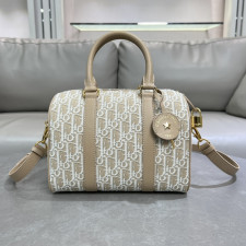 [CHRISTIAN DIOR] 크리스챤 디올 Dior Groove 25 1디올 Dior Groove 25 백 25×19×16 cm
