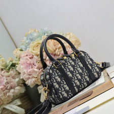 [CHRISTIAN DIOR] 크리스챤 디올 2388 D-Vibe East-West 나노 백 블루 Dior Oblique 자카드 20.5 x 13 x 5 cm