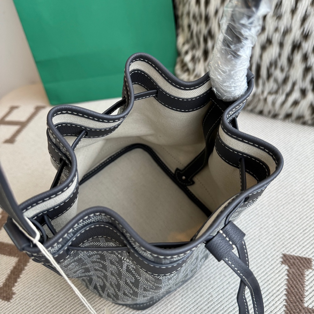 [고야드] Goyard – 고야드 쁘띠플로 미니 Goyard Petit Flot Bucket Bag 23x14cm